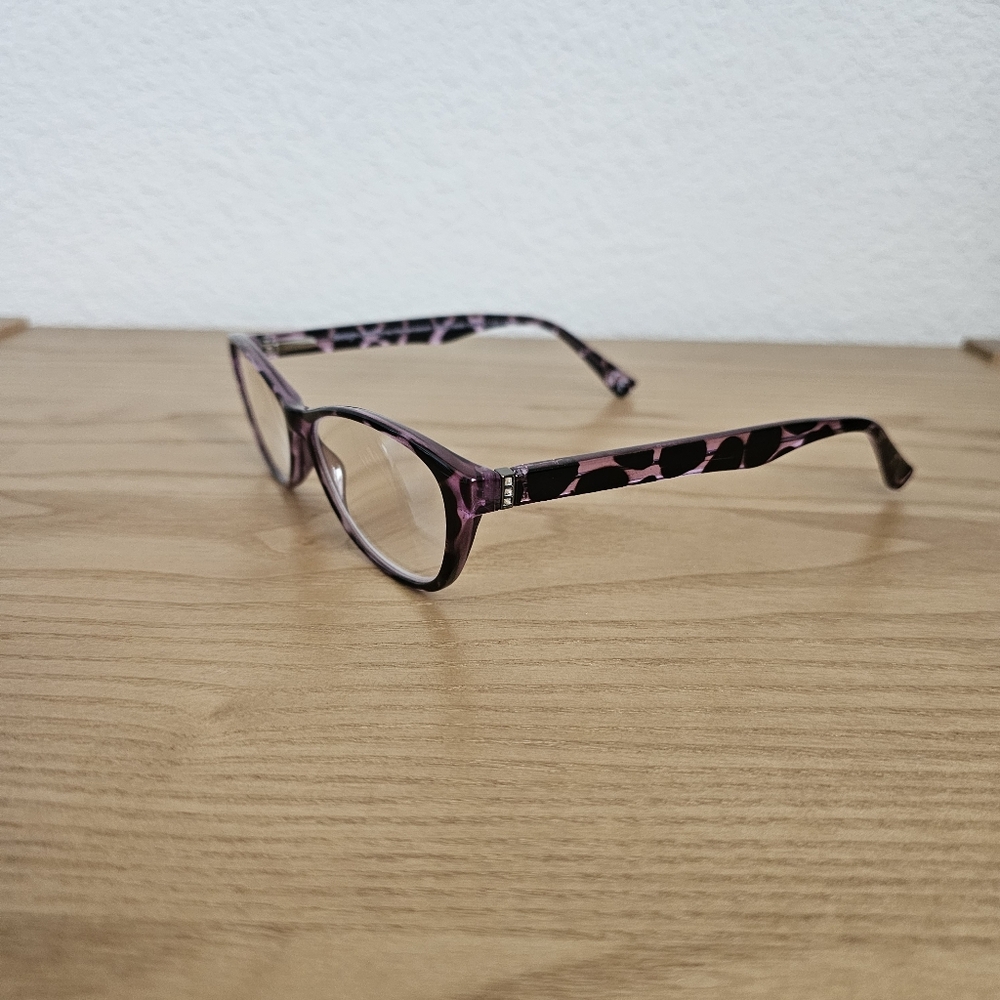 Design Optics by Foster Grant PD58.5MM 53 15-140 +2.00 Purple Eye glasses